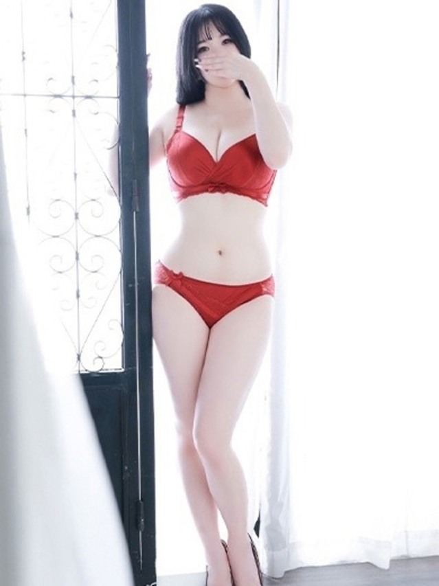 いつき【神乳えちえちな美女♡】