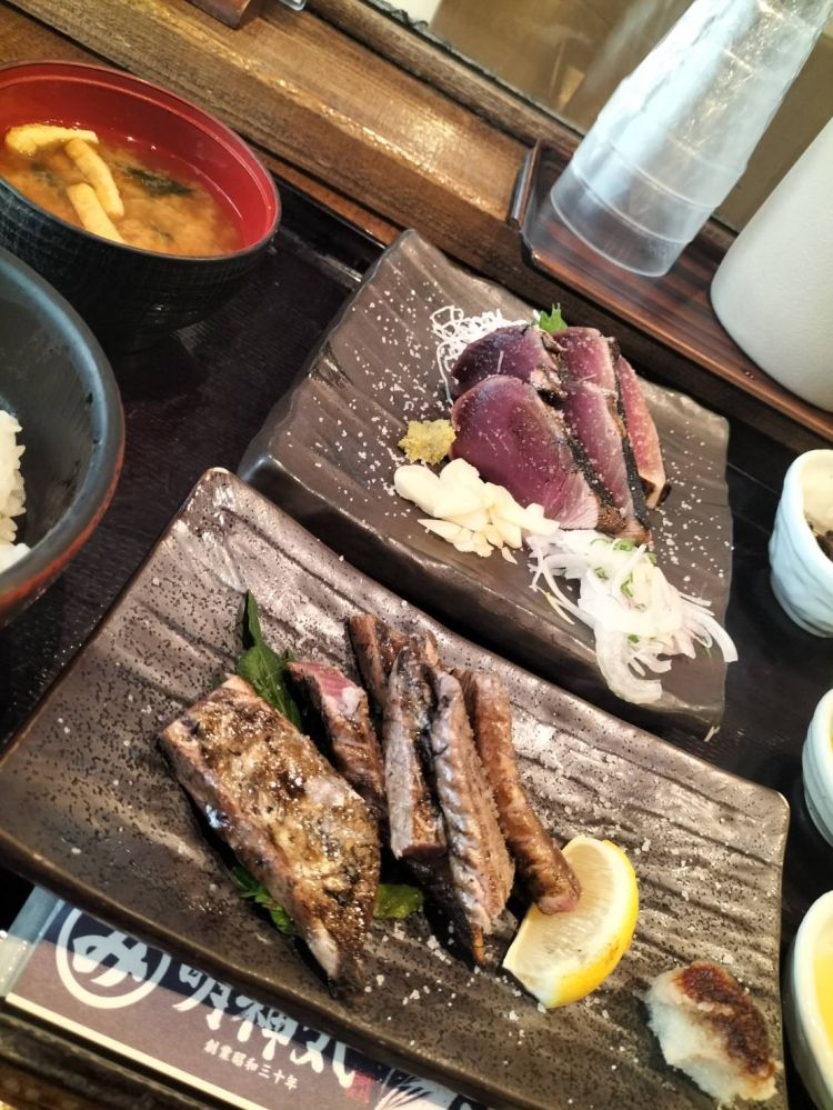 【刺身のツマ食べるor食べない】