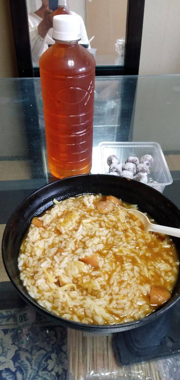 何かしか～召し上がって～