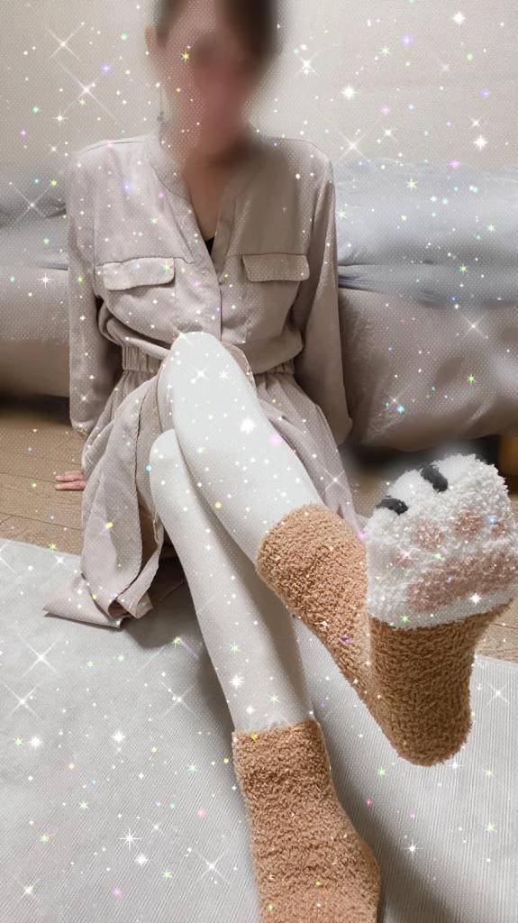 久々の夜更かしだニャー🐈🐾