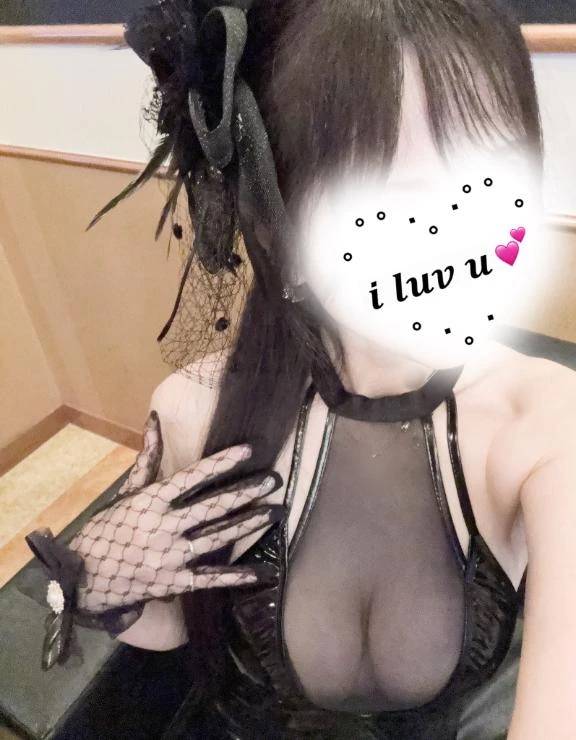 クララ【パーフェクトな美魔女】