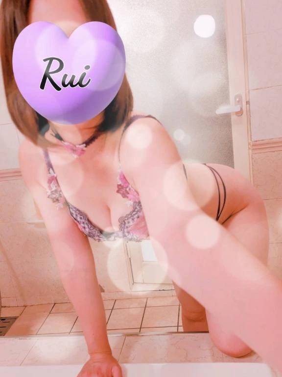 ルイ【セクシーな天然サキュバス】