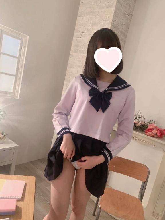 ちらっと覗くと現れる〇〇