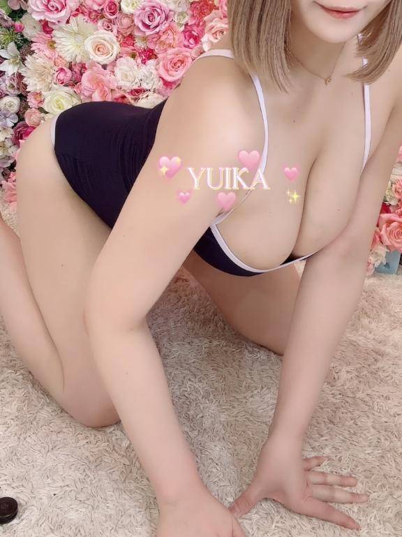本日12:00〜💘