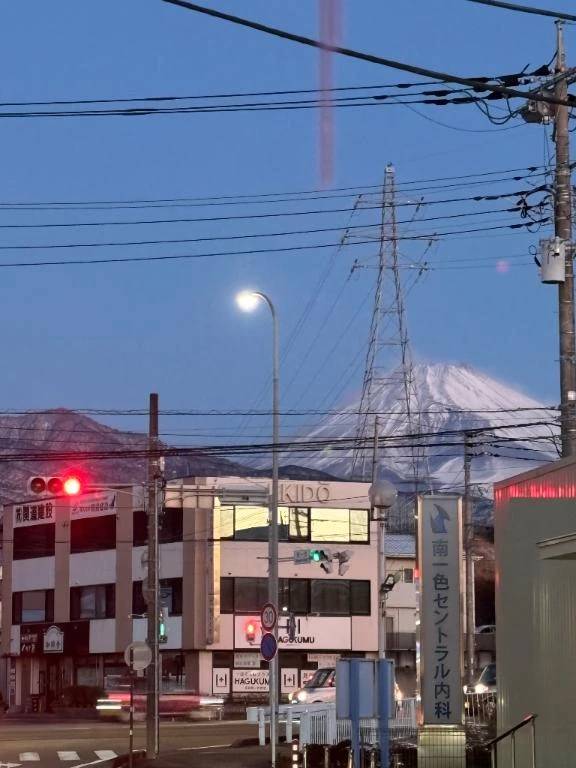 おはよぉ(*´ω｀*)ﾉ))