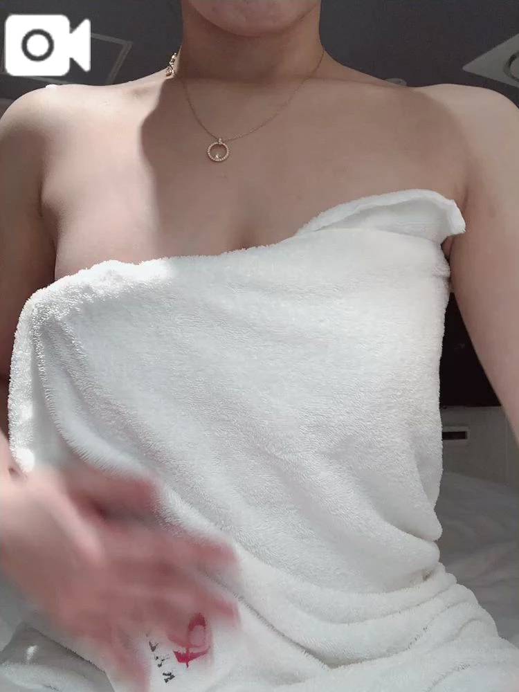おはよー(,,•﹏•,,)