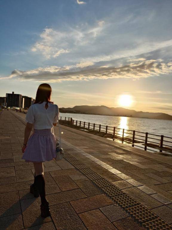 しう