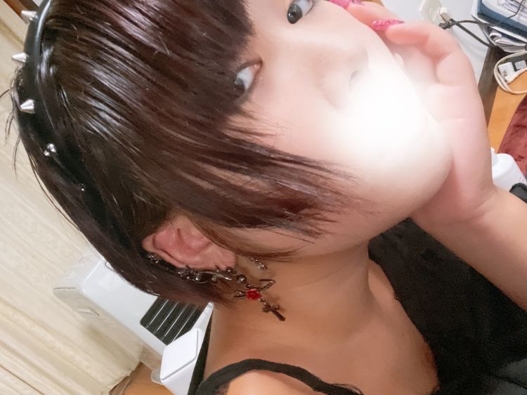 寂しいよぉ🥲‎会いに来てね(´∩ω∩`*)