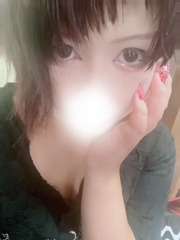 出勤してます🍀*゜