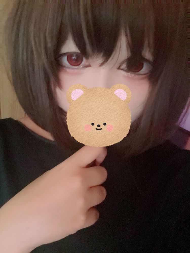 赤カラコン可愛すぎ🤦‍♀️🍎❤️🍓🍒🍉