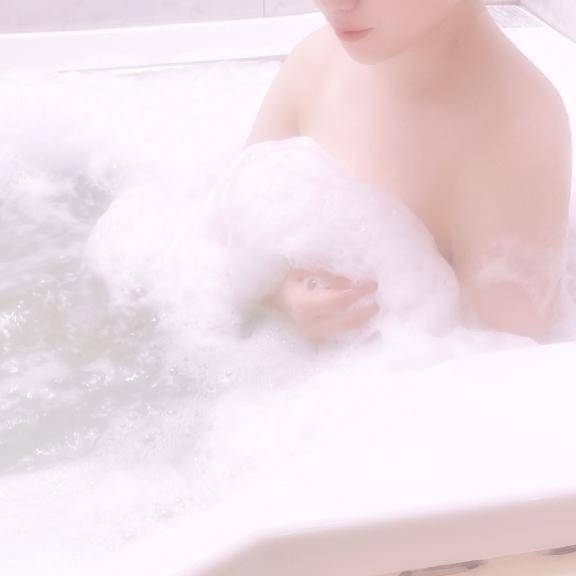 気持ち良すぎてしまうと体が正直で…???