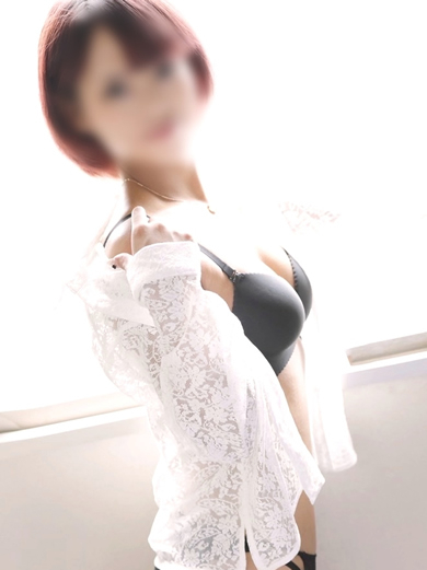 立花 ともか（club eyes）
