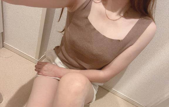 モ～???