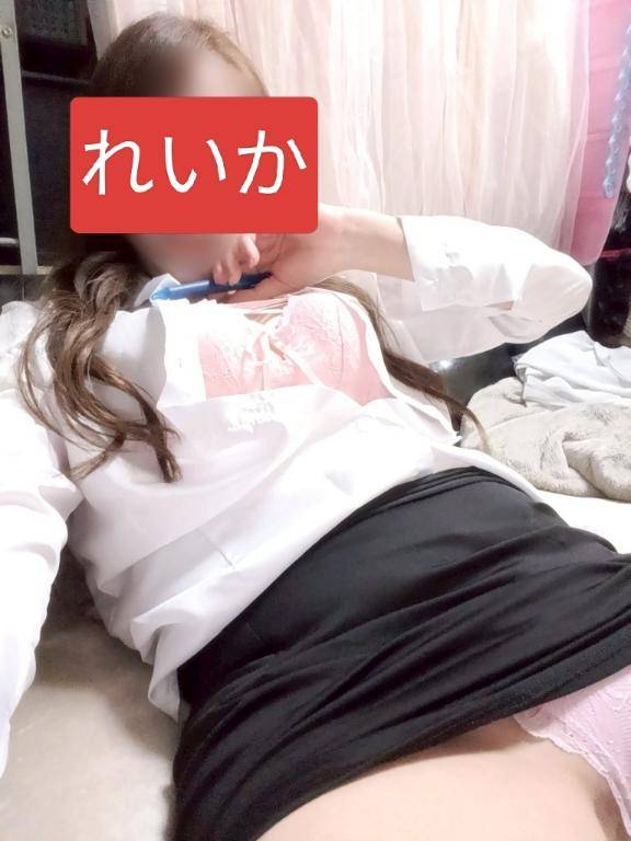 新人れいか☆業界未経験（セレブ　パラダイス）