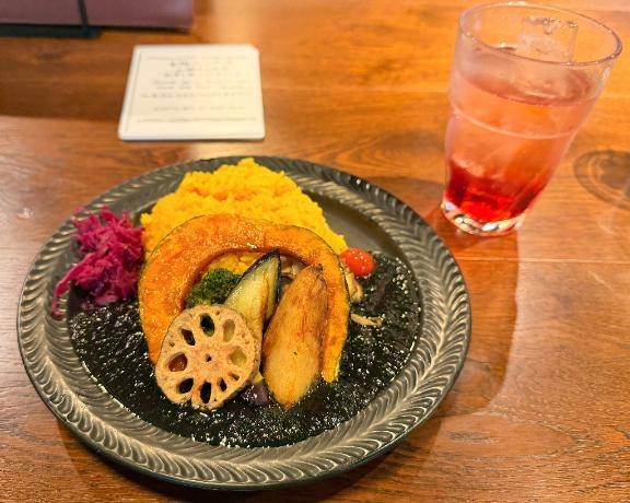 六花【ろっか】スタイル抜群清楚系