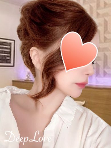 DEEPLOVEはビジネスマンを応援します！