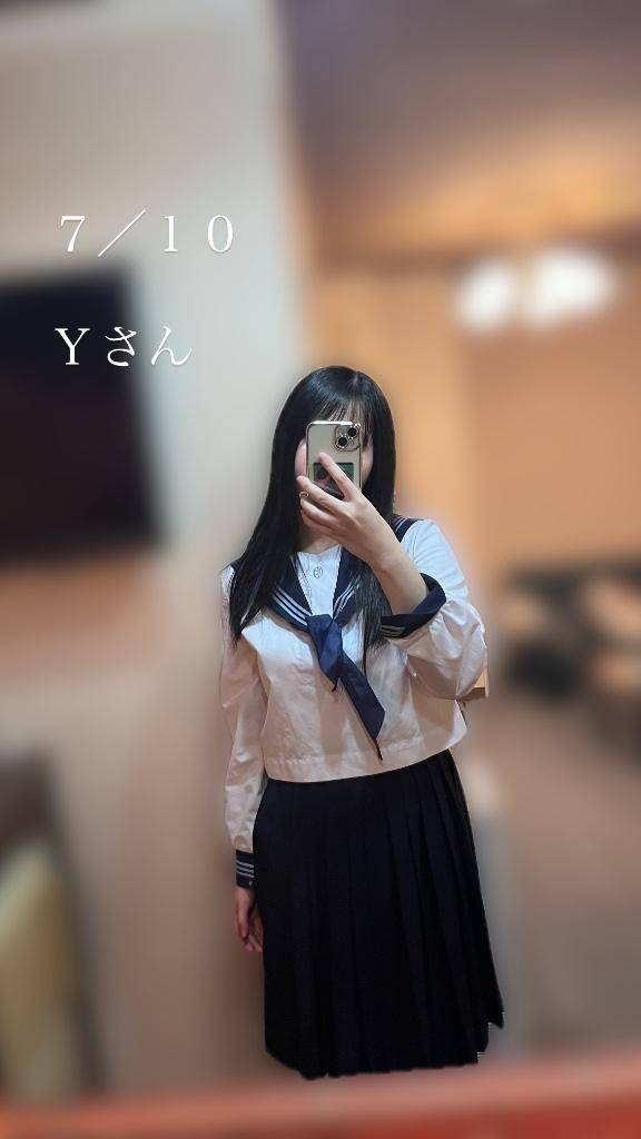制服に詳しい???