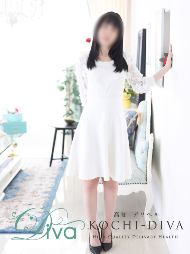 新人 あやめ（高知デリヘル－DIVA　学生から人妻迄在籍）