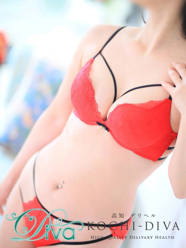 紫音（しおん）（高知デリヘル－DIVA　学生から人妻迄在籍）