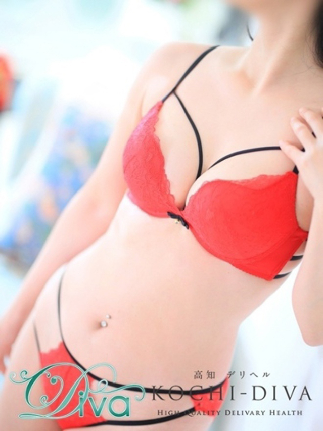 紫音(しおん)(高知デリヘル-DIVA 学生から人妻迄在籍)