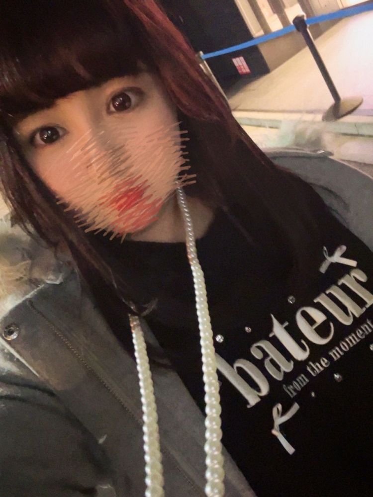 離してくれない…