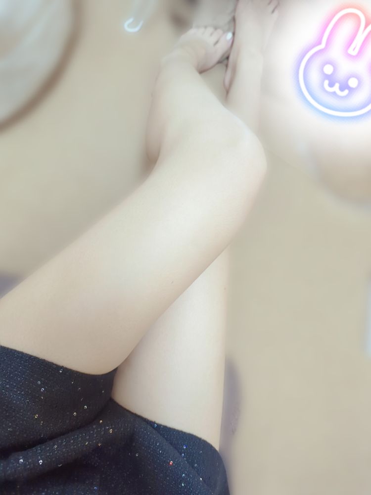 後ろからサワサワっ🫧⚜️🤍