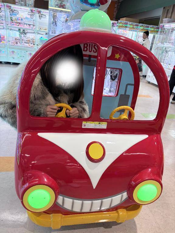 入らないっ....。