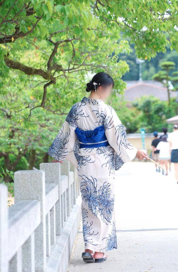 仄かな灯りの中で♡