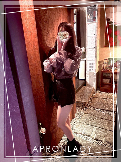 もも（エプロンレディー）