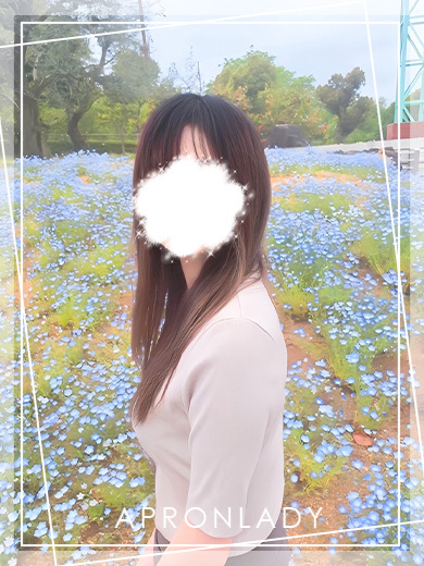 かなの(エプロンレディー)