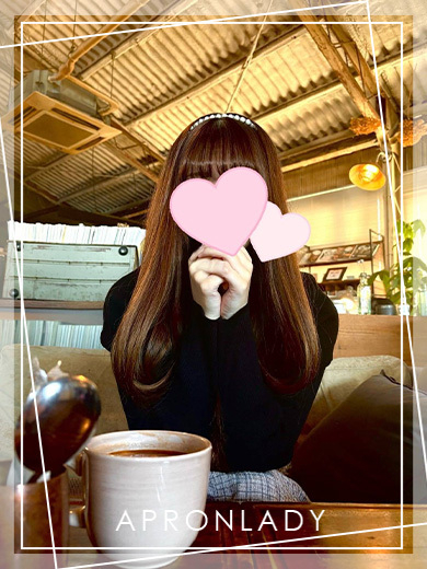 ひな（エプロンレディー）