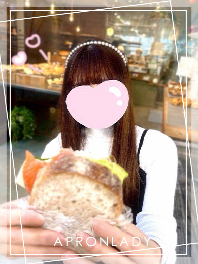 ひな(エプロンレディー)