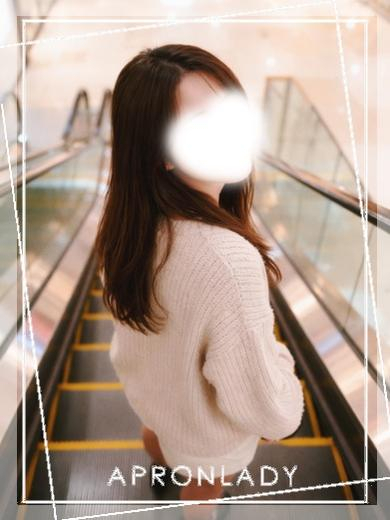 れい（エプロンレディー）