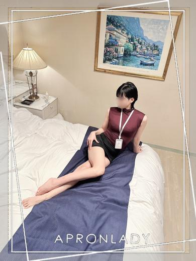 なる（エプロンレディー）