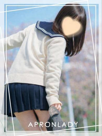 まる（エプロンレディー）
