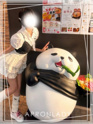 ちなの(エプロンレディー)