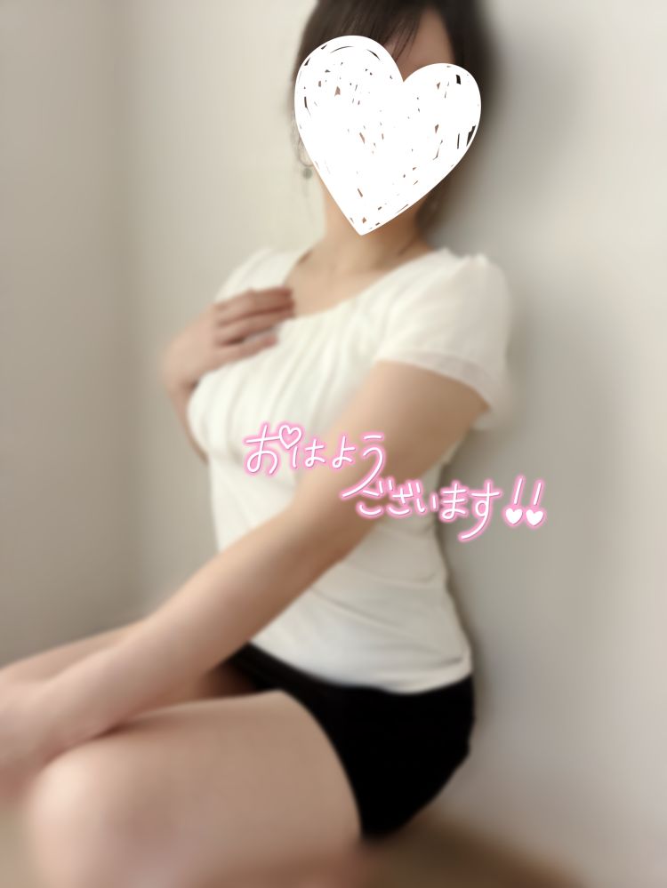 自作ジュース飲んだら元気出ました‎𖤐 ̖́-‬