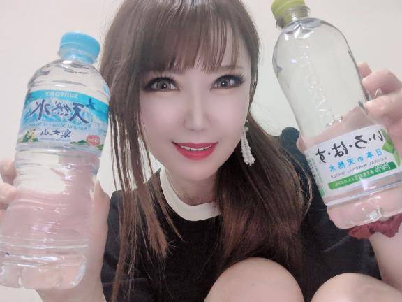 やばすぎ潮吹き、穴でいき狂いまくりリピートマゾ?