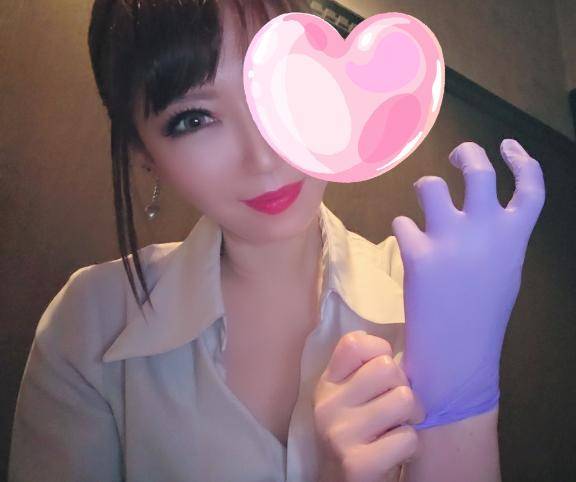 さっそくご予約ありがとう???私はSM