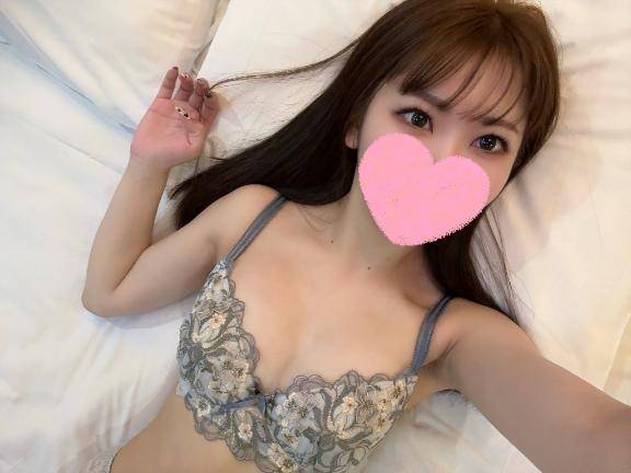 後ろから...??