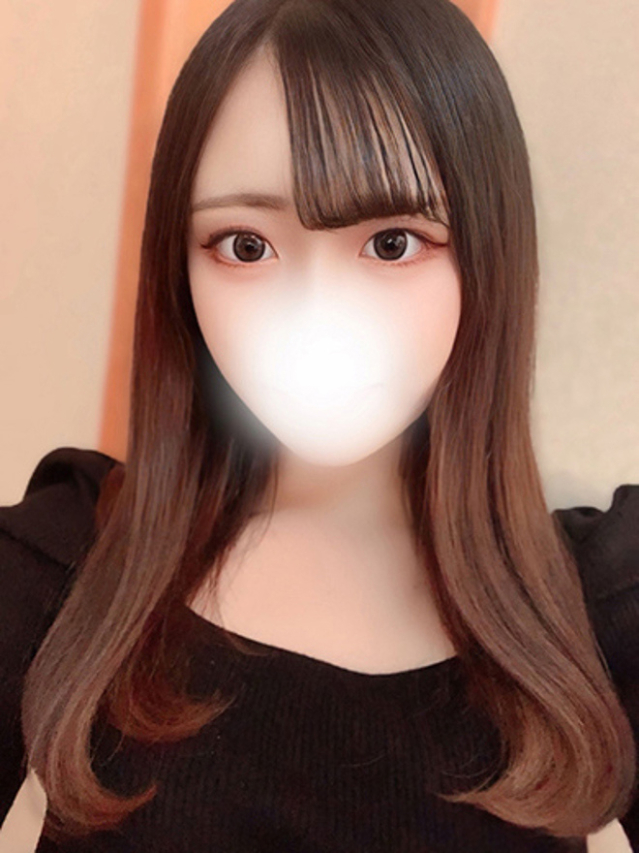 新人ひとみ-デリヘルコース-（フォルトゥナ-Fortuna-）