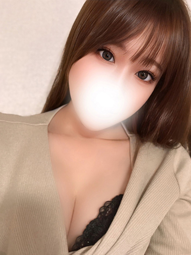 新人すずな-デリヘルコース-（フォルトゥナ-Fortuna-）