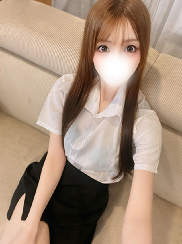 新人えれな-デリヘルコース-（フォルトゥナ-Fortuna-）