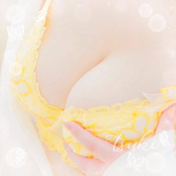 つき