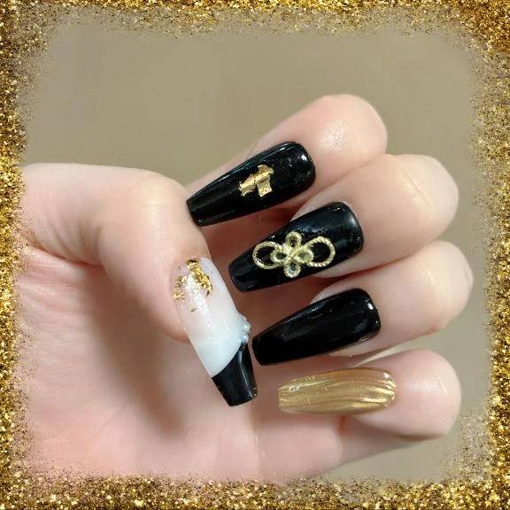 明日出勤しまーす(●︎´▽︎`●︎)