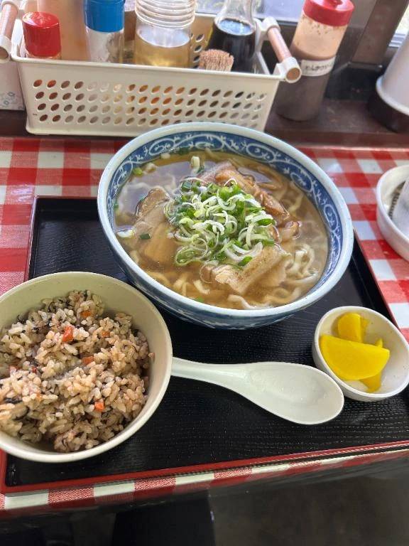 やほー!!沖縄旅行から戻ってます!😊❤️