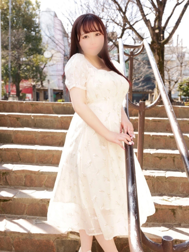 ももな
