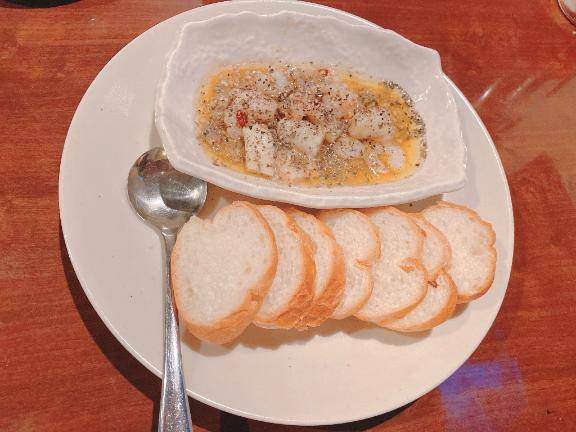 明日は……