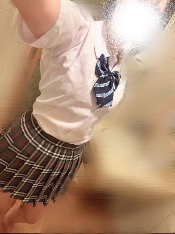 制服まだ着れるかなー？