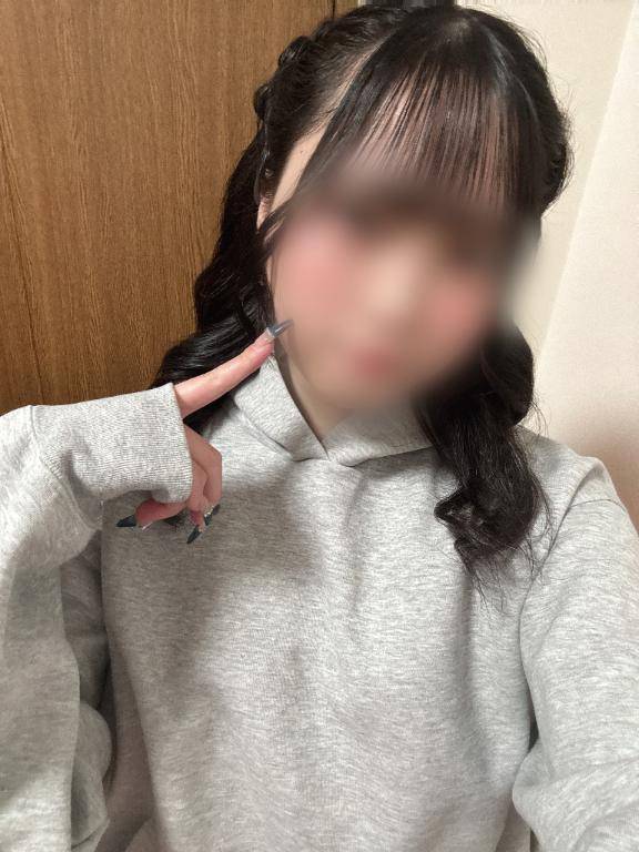 『ナカに…っ』って言った瞬間、ドクドク…